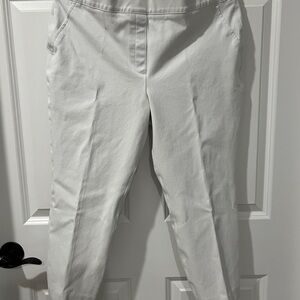 SPANX Ankle White Pants with Red Tag